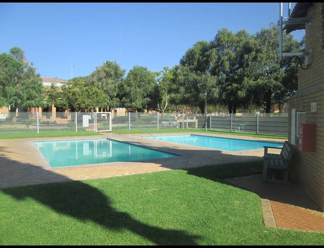 2 BEDROOM SECTIONAL TITLE FOR SALE IN EQUESTRIA